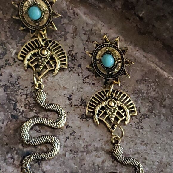 New! Artisan Goddess Snake Earrings - Picture 4 of 15